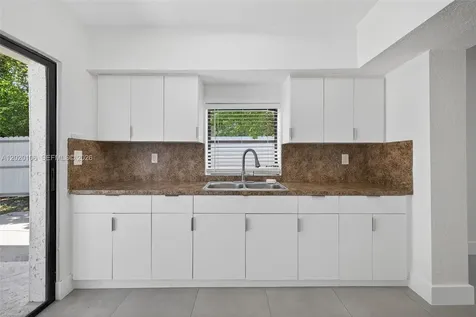 North Miami Beach FL 33162