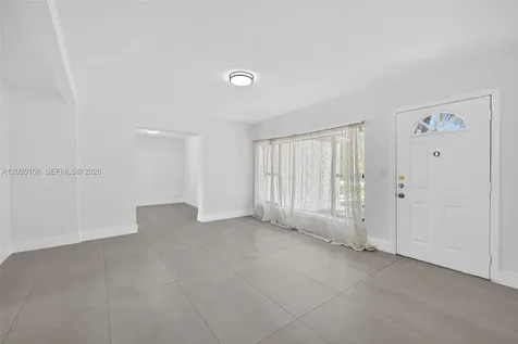 North Miami Beach FL 33162