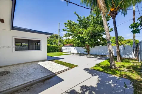 North Miami Beach FL 33162
