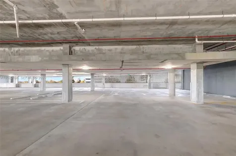 21290 Biscayne Aventura FL 33180