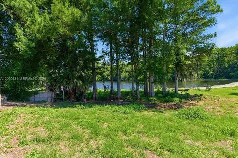 13408 Whitby Road, Hudson FL 34667