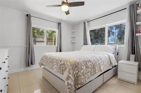 6641 Freedom Street Hollywood FL 33024