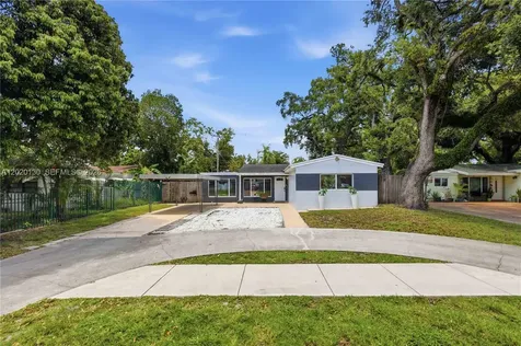 6641 Freedom Street Hollywood FL 33024