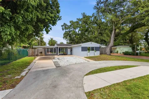 6641 Freedom Street Hollywood FL 33024