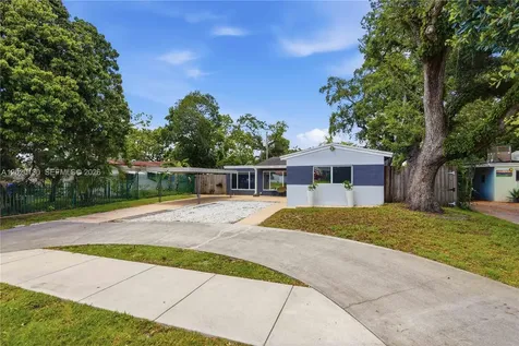 6641 Freedom Street Hollywood FL 33024