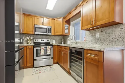 6641 Freedom Street Hollywood FL 33024