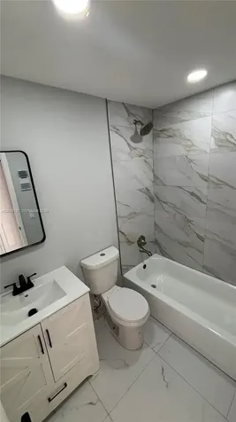 20825 NE 8th Court Miami FL 33179