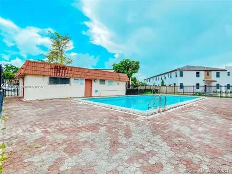 20825 NE 8th Court Miami FL 33179
