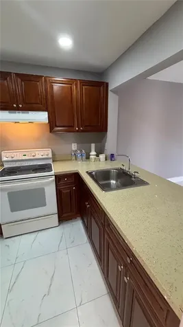 20825 NE 8th Court Miami FL 33179