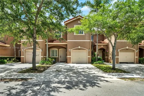 8566 SW 214th Way Cutler Bay FL 33189