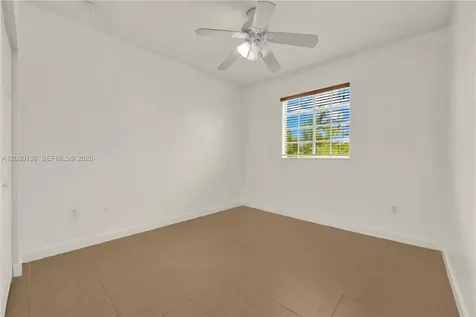 8566 SW 214th Way Cutler Bay FL 33189