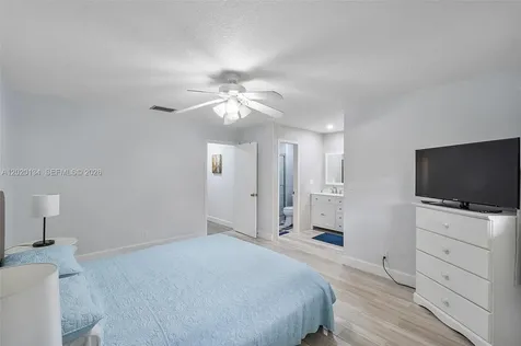 2844 NW 42nd Avenue Coconut Creek FL 33066