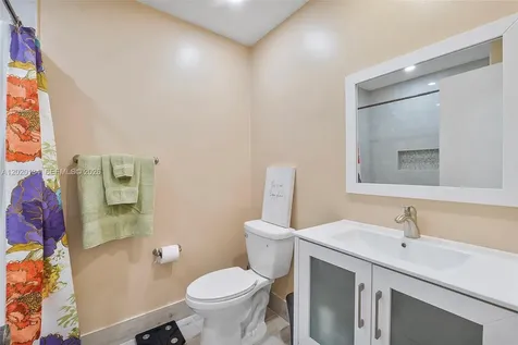 2844 NW 42nd Avenue Coconut Creek FL 33066