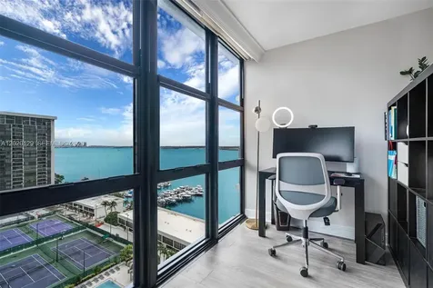 1925 Brickell Avenue Miami FL 33129