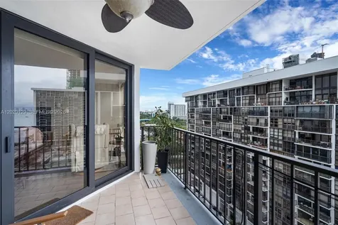 1925 Brickell Avenue Miami FL 33129