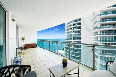 2101 Brickell Avenue Miami FL 33129