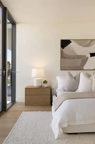 1177 Kane Concourse Bay Harbor Islands FL 33154-2047