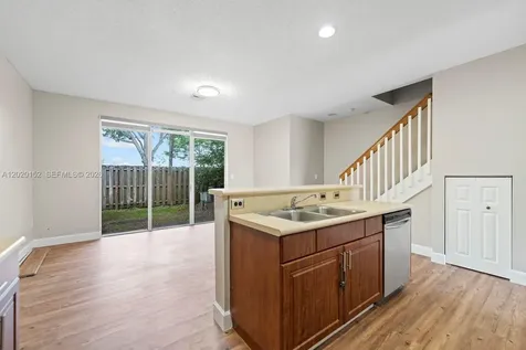 1049 NE 42nd Place Homestead FL 33033