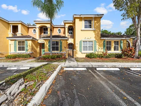 1049 NE 42nd Place Homestead FL 33033