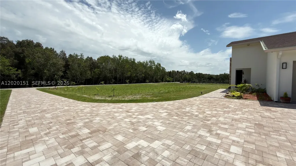 19860 Skyhawk Lane Loxahatchee FL 33470
