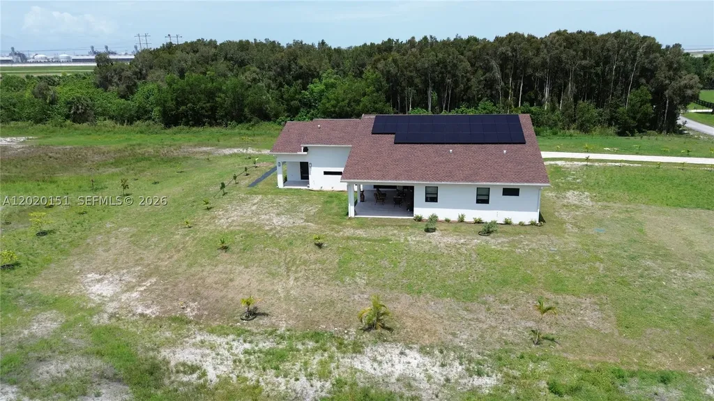 19860 Skyhawk Lane Loxahatchee FL 33470
