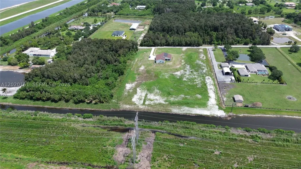 19860 Skyhawk Lane Loxahatchee FL 33470