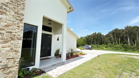 19860 Skyhawk Lane Loxahatchee FL 33470