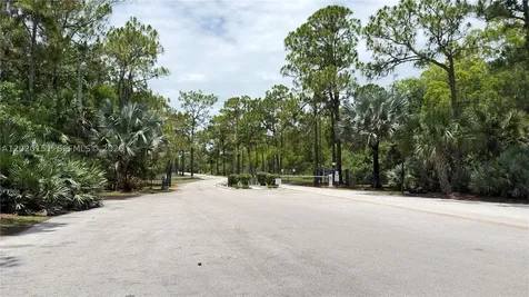 19860 Skyhawk Lane Loxahatchee FL 33470