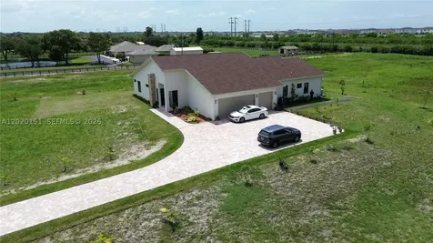 19860 Skyhawk Lane Loxahatchee FL 33470
