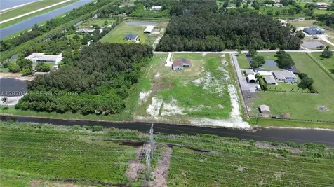 19860 Skyhawk Lane Loxahatchee FL 33470