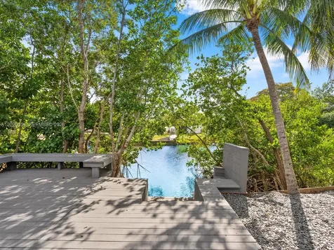 2340 NE 194th Street Miami FL 33180