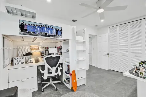 13820 SW 73rd Avenue Palmetto Bay FL 33158