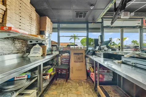 W 84 Street Hialeah FL 33014