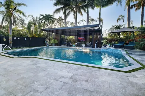 16183 NW 15th Street Pembroke Pines FL 33028