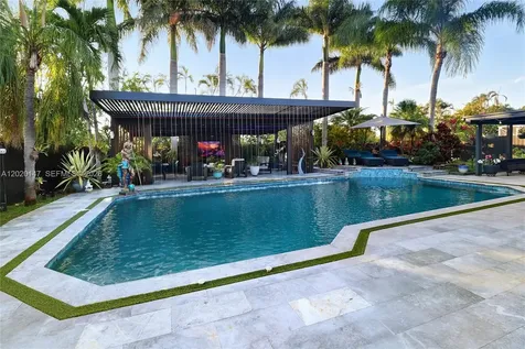 16183 NW 15th Street Pembroke Pines FL 33028