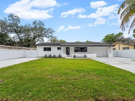 610 NE 164th Terrace Miami FL 33162