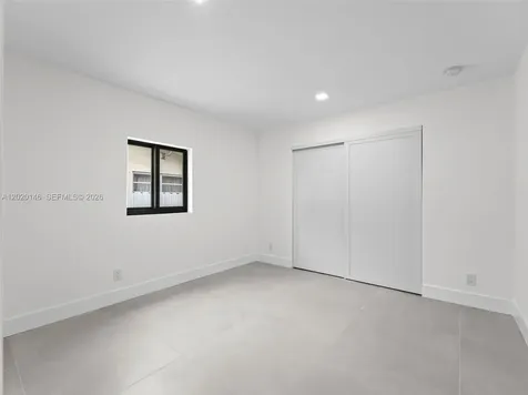 610 NE 164th Terrace Miami FL 33162