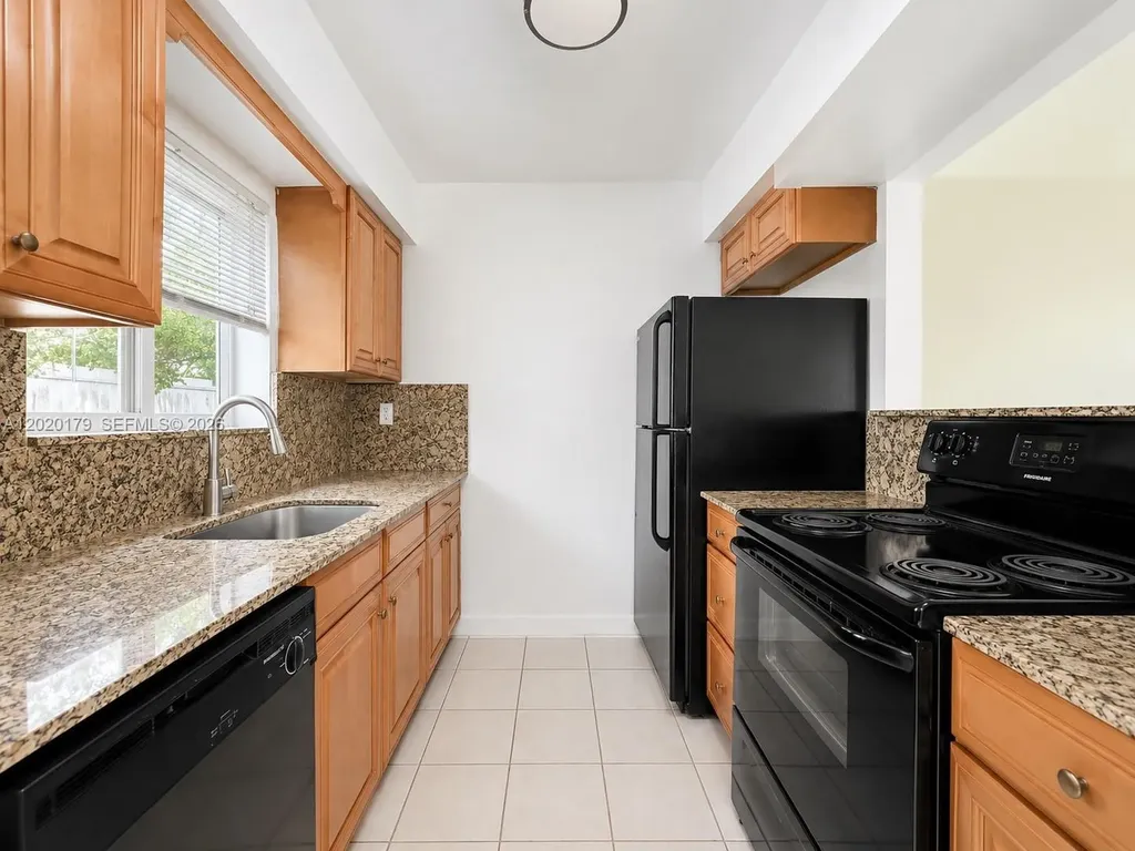 4405 NE 21st Avenue Fort Lauderdale FL 33308