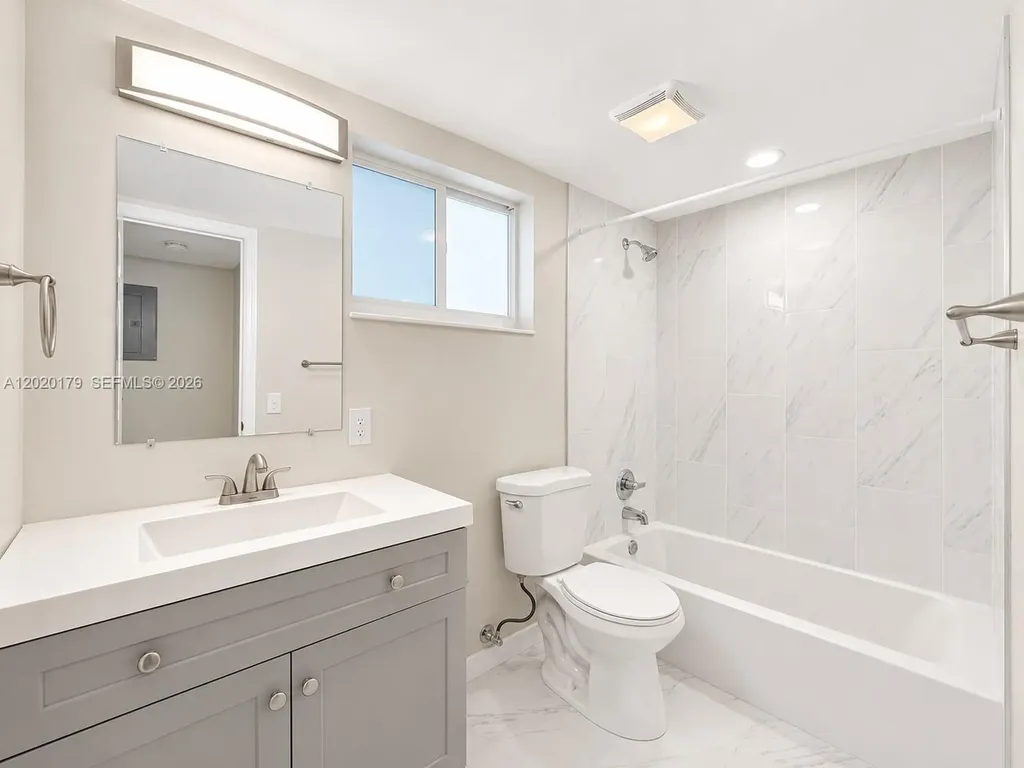 4405 NE 21st Avenue Fort Lauderdale FL 33308