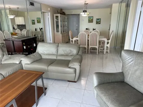 6039 Collins Avenue Miami Beach FL 33140