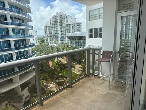 6039 Collins Avenue Miami Beach FL 33140