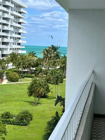 199 Ocean Lane Drive Key Biscayne FL 33149