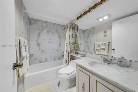 199 Ocean Lane Drive Key Biscayne FL 33149