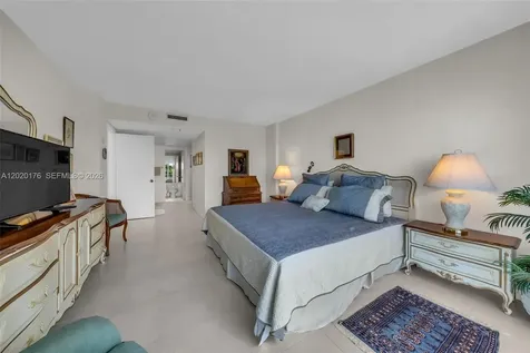 199 Ocean Lane Drive Key Biscayne FL 33149