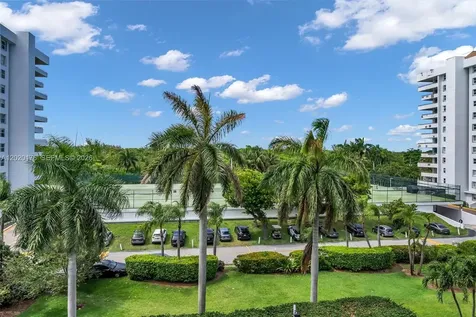 199 Ocean Lane Drive Key Biscayne FL 33149