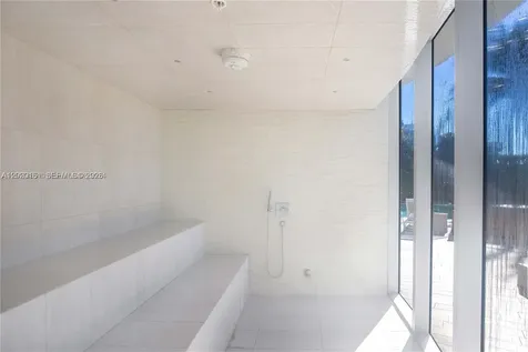 488 NE 18th Street Miami FL 33132