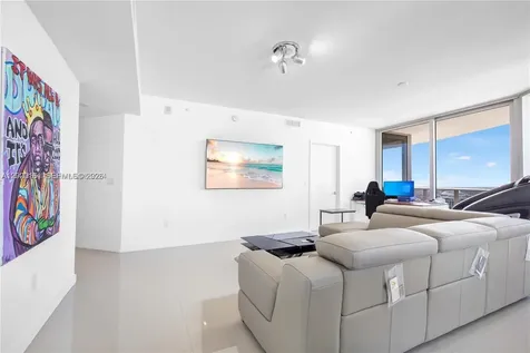 488 NE 18th Street Miami FL 33132
