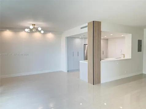 5055 Collins Avenue Miami Beach FL 33140