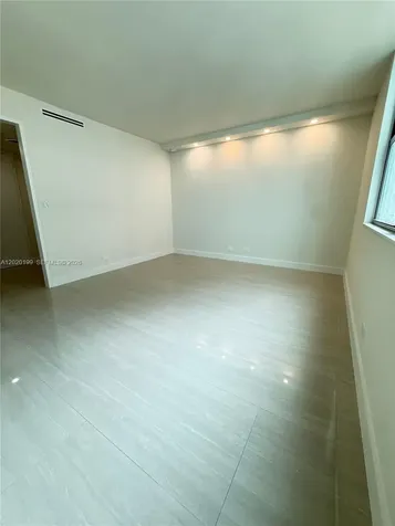 5055 Collins Avenue Miami Beach FL 33140