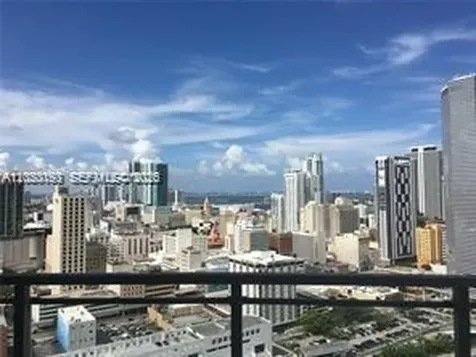 90 SW 3rd Street Miami FL 33130